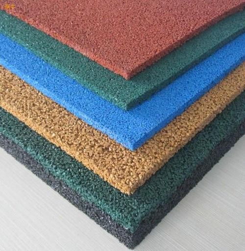 環(huán)保科技塑膠運(yùn)動跑道2021展望 瑞琦塑膠的創(chuàng)新之路